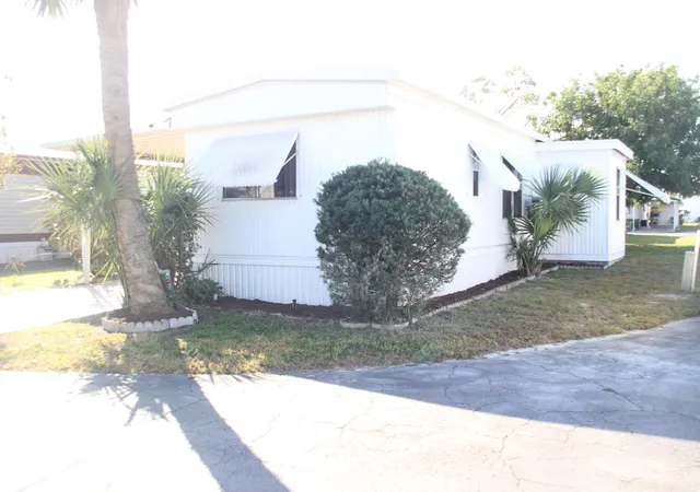 Photo 1 of Sale Pending at 58009 Bahama Bay, Boynton Beach, FL 33436 | MLS# R11168547 | Listing updated on 2026-10-01