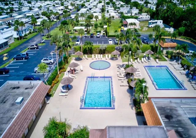 Photo 2 of Sale Pending at 58009 Bahama Bay, Boynton Beach, FL 33436 | MLS# R11168547 | Listing updated on 2026-10-01