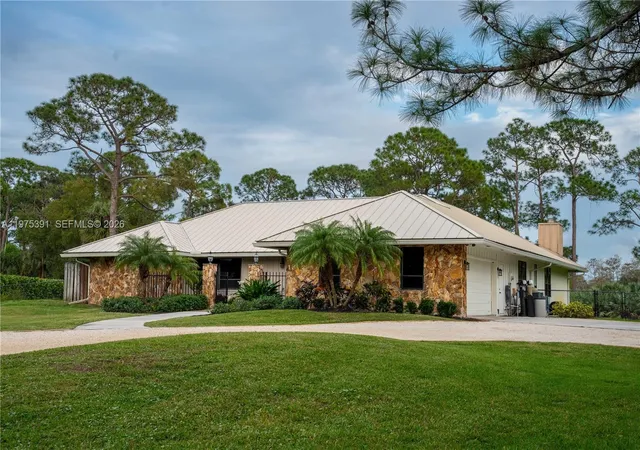 1st image of 1872 Se Colony Wy, Jupiter, FL 33478 | MLS# A11975391