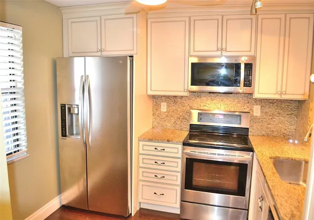 Photo 3 of Condo for sale at 8150 W Mcnab Rd #210, Tamarac, FL 33321 | MLS# F10556137 | Listing updated on 2026-10-02