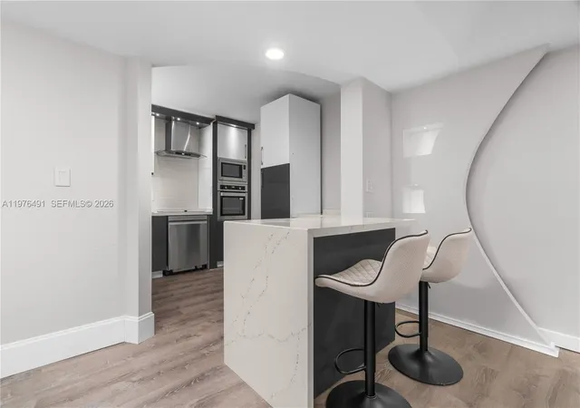 3rd image of 3730 Inverrary Dr #2H, Lauderhill, FL 33319 | MLS# A11976491