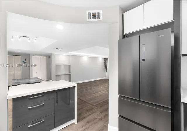5th image of 3730 Inverrary Dr #2H, Lauderhill, FL 33319 | MLS# A11976491