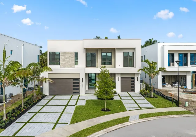 3rd image of 16702 Mosaic Pl, Delray Beach, FL 33446 | MLS# R11168657