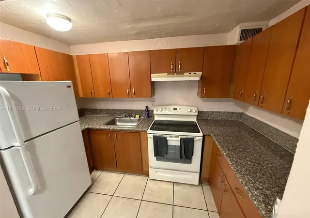 1st image of 4732 Sw 33rd Ave #103, Fort Lauderdale, FL 33312 | MLS# A11976722