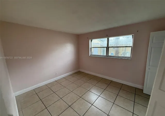 2nd image of 4732 Sw 33Rd Ave, Fort Lauderdale, FL 33312