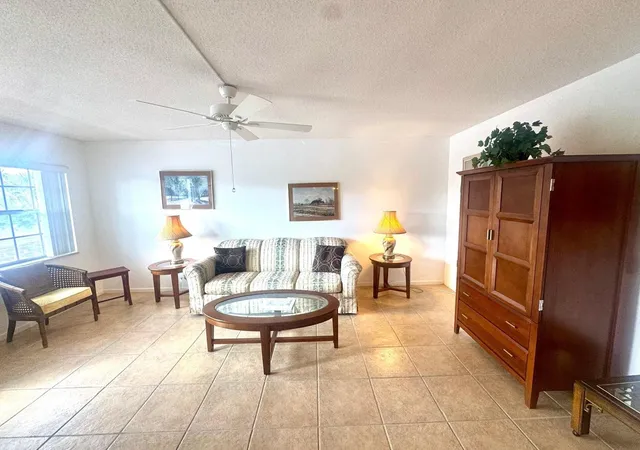 Homes for sale in Lighthouse Point, FL | 2050 39th St #209w, Lighthouse Point, FL 33064 | MLS# F10555825