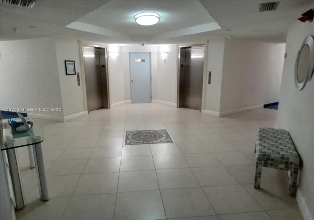 5th image of 1000Th St Charles Pl, Pembroke Pines, FL 33026