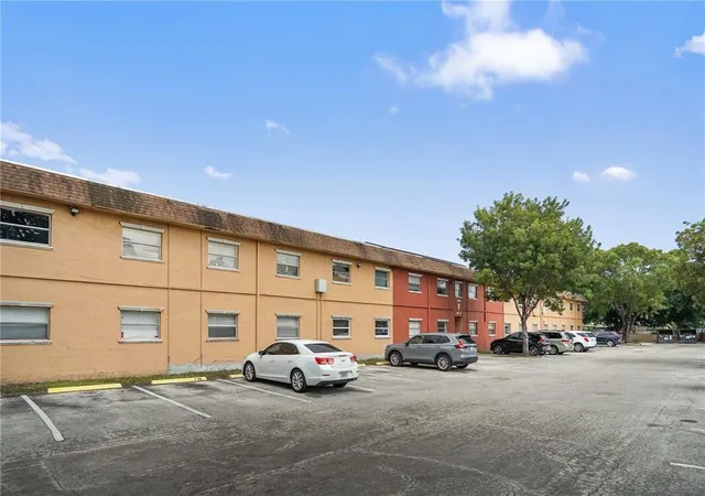 Photo 2 of Condo for sale at 101 Ne 41st Street #F101, Oakland Park, FL 33334 | MLS# F10556376 | Listing updated on 2026-09-27
