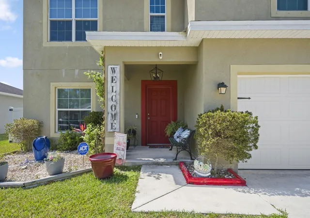 2nd image of 5255 Oakland Lake Cir, Fort Pierce, FL 34951 | MLS# R11168959