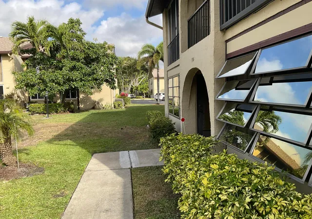 Photo 3 of Condo for sale at 334 Pine Ridge Cir #C-1, Greenacres, FL 33463 | MLS# R11168981 | Listing updated on 2026-09-26