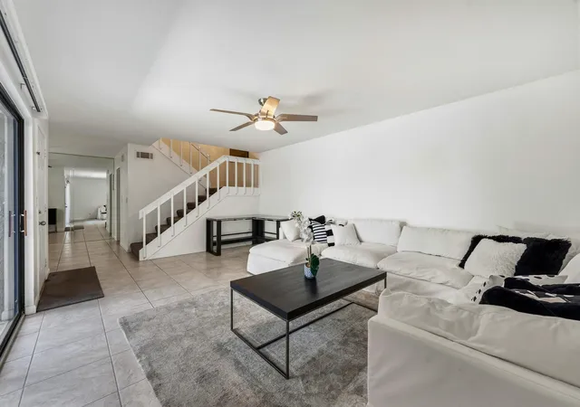 Photo 3 of Townhouse for sale at 3852 SE Jefferson St, Stuart, FL 34997 | MLS# R11169178 | Listing updated on 2026-09-23