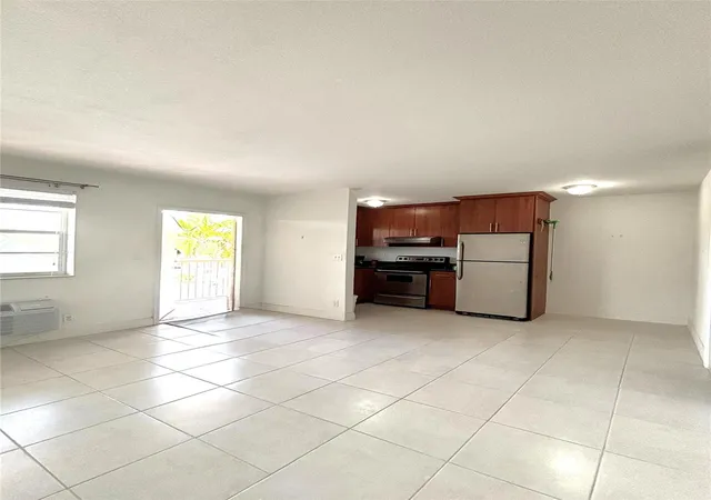 Photo 1 of Sale Pending at 4071 N Dixie Hwy #19, Oakland Park, FL 33334 | MLS# F10550573 | Listing updated on 2026-09-06