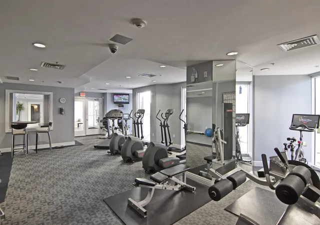 2nd image of 255 Evernia St, West Palm Beach, FL 33401