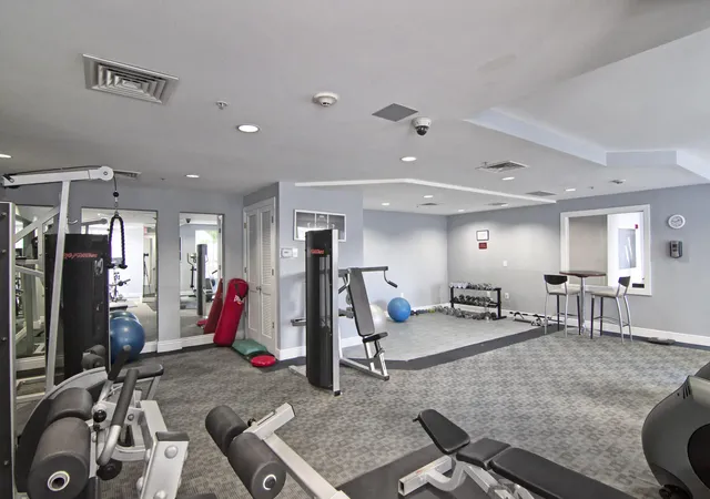 21st image of 255 Evernia St #1004, West Palm Beach, FL 33401 | MLS# R11169360