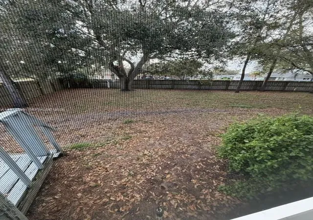 10th image of 330 Sterling Dr, Winter Haven, FL 33884 | MLS# A11978099