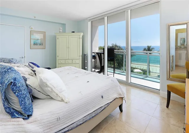 3rd image of 3001 S Ocean Dr #411, Hollywood, FL 33019 | MLS# A11978252