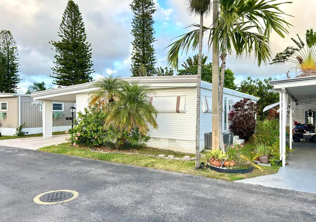 2nd image of 1541 S 32nd Ave, Hollywood, FL 33021 | MLS# R11169558