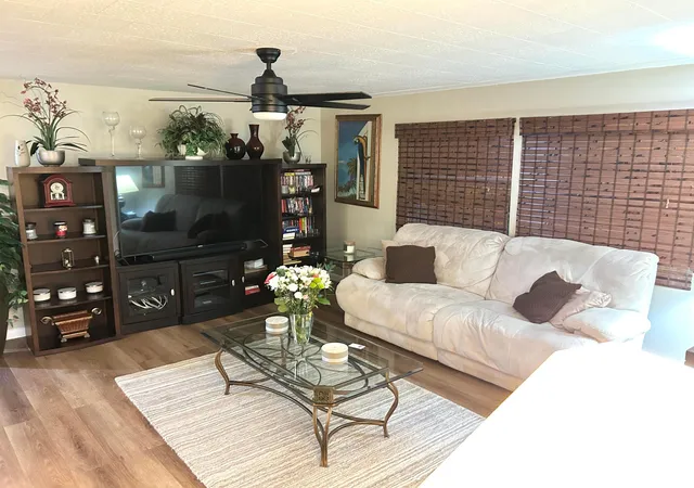 4th image of 1541 S 32Nd Ave, Hollywood, FL 33021 | MLS# R11169558