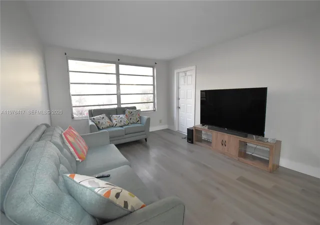 Homes for sale in Plantation, FL | 7500 Nw 17Th St #102, Plantation, FL 33313 | MLS# A11978417