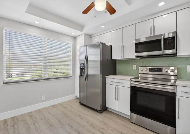 Photo 4 of Condo for sale at 2102 Lucaya Bnd #A3, Coconut Creek, FL 33066 | MLS# F10556668 | Listing updated on 2026-10-30