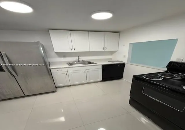 2nd image of 851 Three Islands Blvd #116, Hallandale, FL 33009 | MLS# A11978477