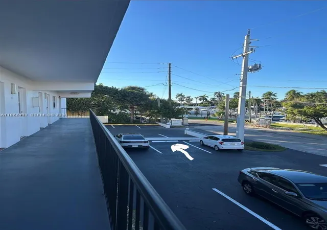 Homes for sale in Lauderdale By The Sea, FL | 1501 S Ocean Boulevard, Lauderdale By The Sea, FL 33062 | Houzeo