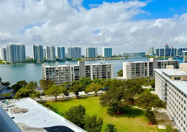2nd image of 231 174Th St #1501, Sunny Isles Beach, FL 33160 | MLS# A11978465