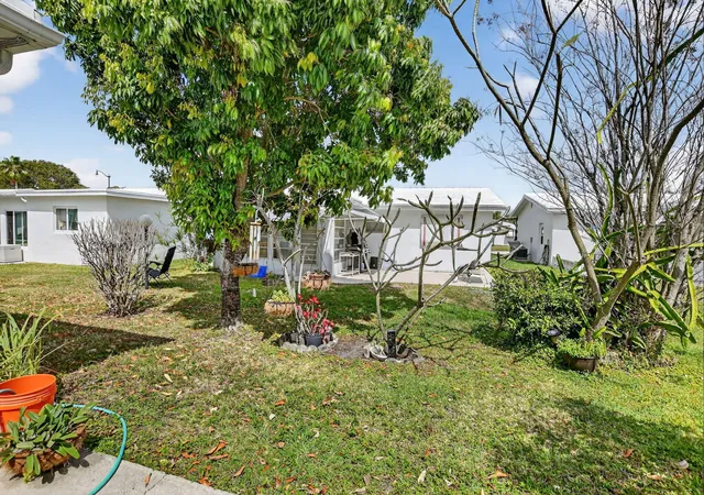 26th image of 121 Nw 28th Ct, Pompano Beach, FL 33064 | MLS# R11169802