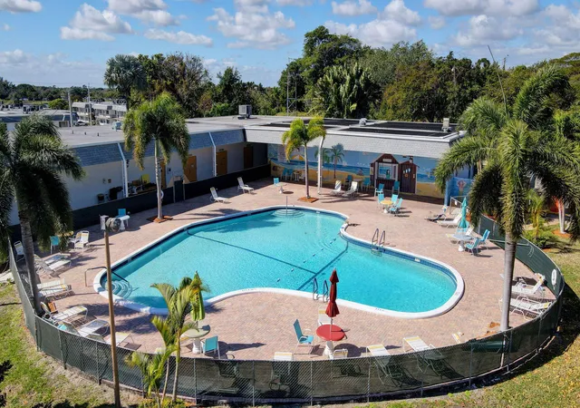 Homes for sale in Lake Worth Beach, FL | 2920 Cynthia Lane, Lake Worth Beach, FL 33461 | Houzeo