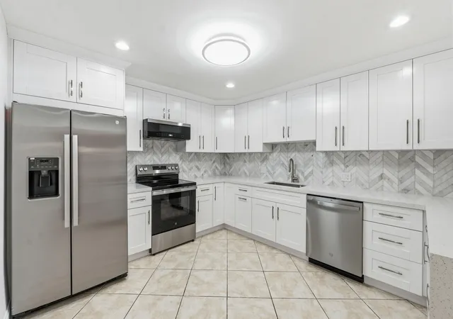 Homes for sale in Fort Lauderdale, FL | 3379 Nw 63Rd St, Fort Lauderdale, FL 33309 | MLS# F10556834