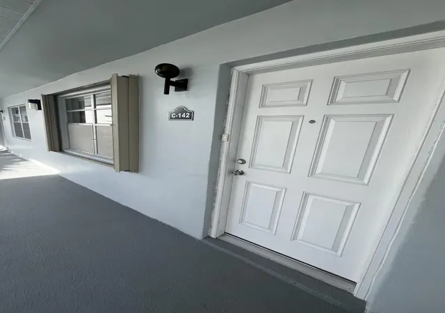 5th image of 142 Normandy C, Delray Beach, FL 33484 | MLS# R11169924