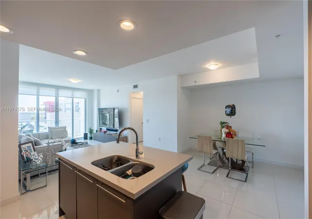 5th image of 7751 Nw 107Th Ave #721, Doral, FL 33178 | MLS# A11974379
