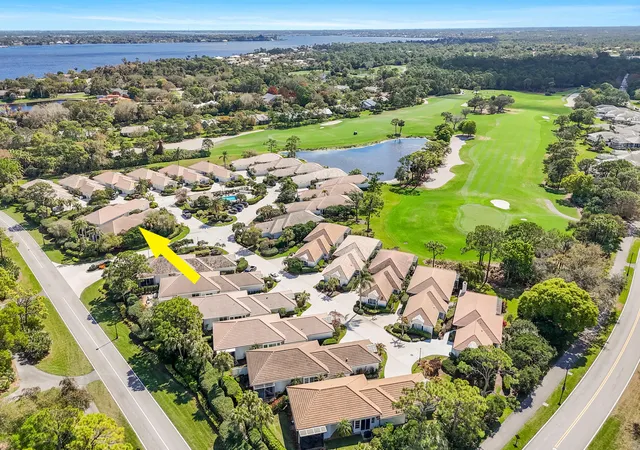 Photo 3 of Single family home for sale at 2201 Nw Seagrass Dr, Palm City, FL 34990 | MLS# R11170034 | Listing updated on 2026-09-28