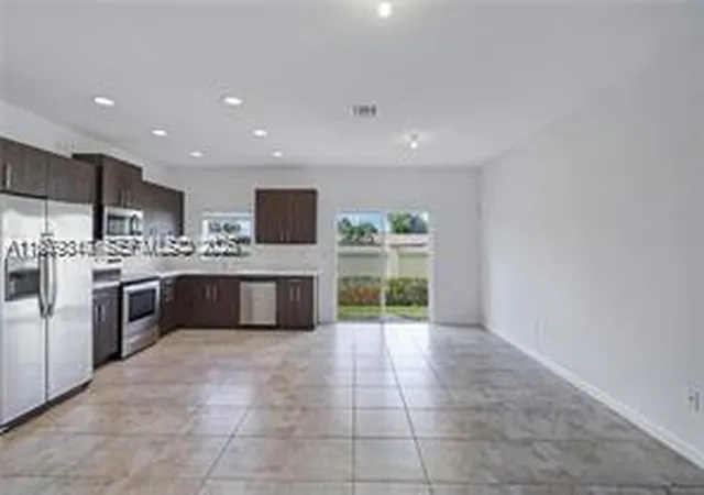 5th image of 1121 Nw 41St Ln, Lauderhill, FL 33313 | MLS# A11979317