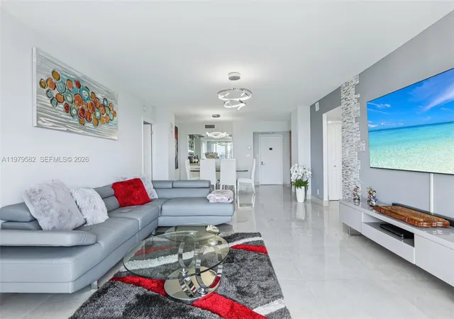 2nd image of 20379 W Country Club Dr #1436, Aventura, FL 33180 | MLS# A11979582