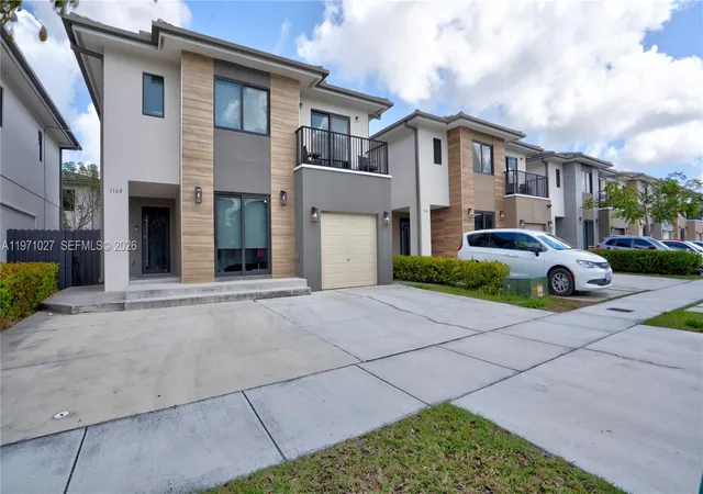 Homes for sale in Florida City, FL | 1168 Nw 1St St, Florida City, FL 33034 | MLS# A11971027