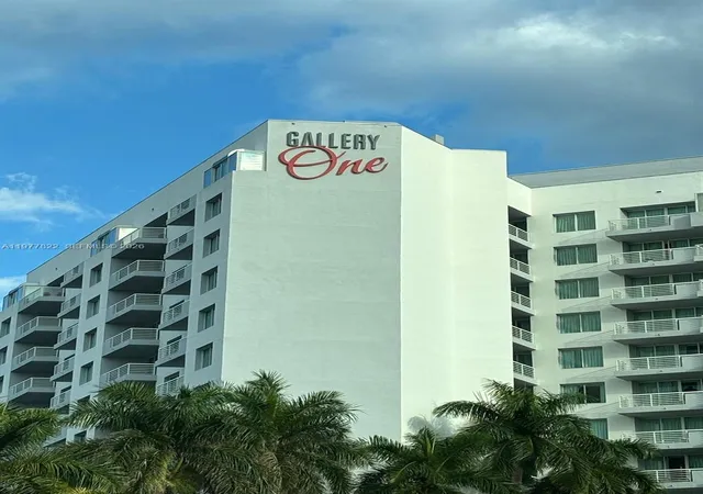 2nd image of 2670 E Sunrise Blvd #302, Fort Lauderdale, FL 33304 | MLS# A11977822