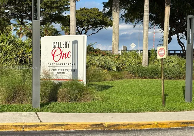 2nd image of 2670 E Sunrise Blvd, Fort Lauderdale, FL 33304