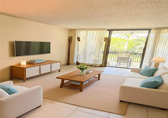 5th image of 100 Ocean Ln Dr, Key Biscayne, FL 33149