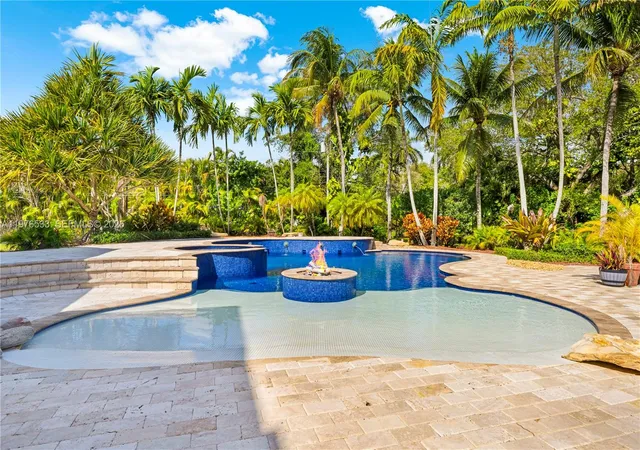 29th image of 11400 Sw 67th Ave, Pinecrest, FL 33156 | MLS# A11976533