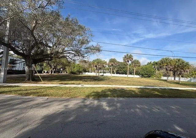 3rd image of 9506 Sw 57Th Ave, Pinecrest, FL 33156 | MLS# A11977481