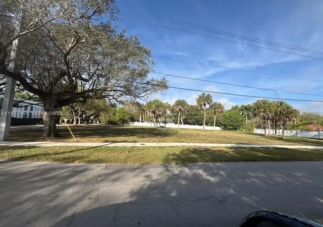 5th image of 9506 Sw 57Th Ave, Pinecrest, FL 33156 | MLS# A11977481