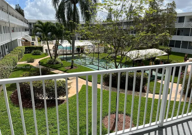 Homes for sale in Miami, FL | 15610 Ne 6th Ave #19C, Miami, FL 33162 | MLS# A11980690