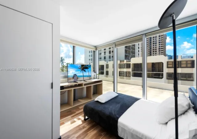 5th image of 2655 Collins Ave #504, Miami Beach, FL 33140 | MLS# A11980638