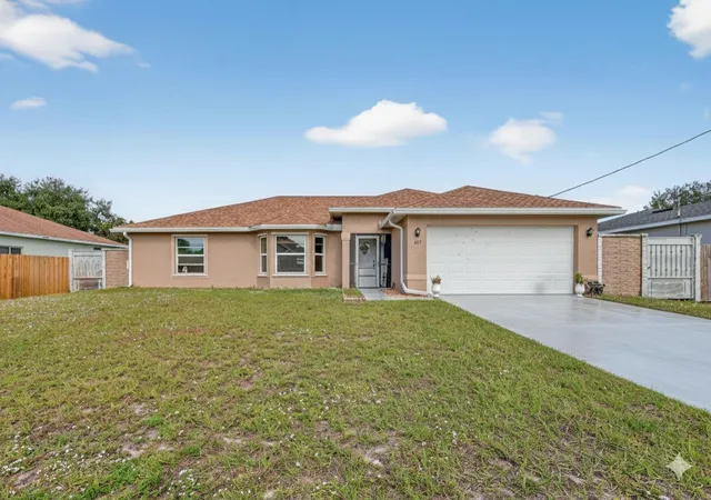 Homes for sale in Port Saint Lucie, FL | 557 Sw Halkell Ave, Port Saint Lucie, FL 34953 | MLS# B26000052