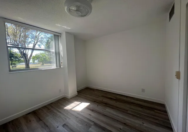5th image of 6161 Nw 2Nd, Boca Raton, FL 33487