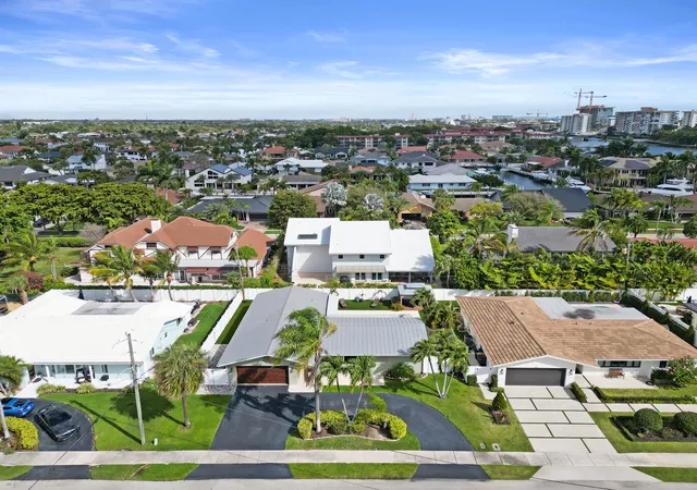1st image of 3001 Ne 45th, Lighthouse Point, FL 33064 | MLS# B26000192