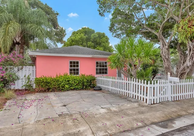 Photo 2 of Multi family home for sale at 802 N J St, Lake Worth Beach, FL 33460 | MLS# B26000243 | Listing updated on 2026-10-03