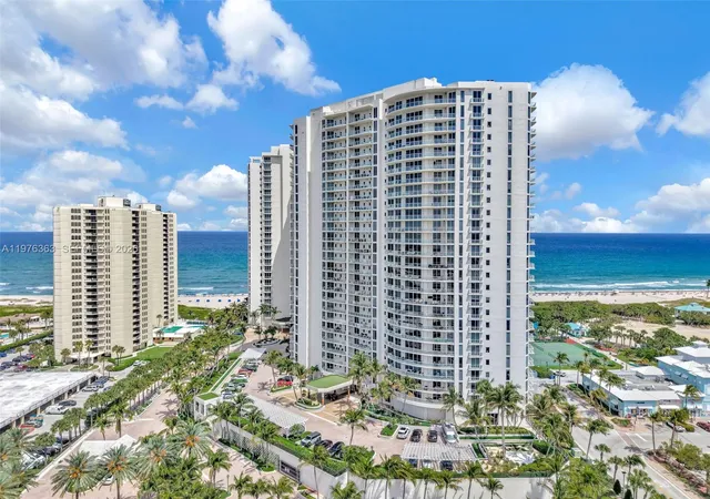 4th image of 2700 N Ocean Dr #902B, Singer Island, FL 33404 | MLS# A11976363
