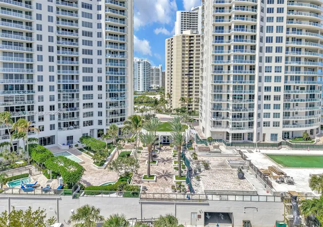5th image of 2700 N Ocean Dr #902B, Singer Island, FL 33404 | MLS# A11976363